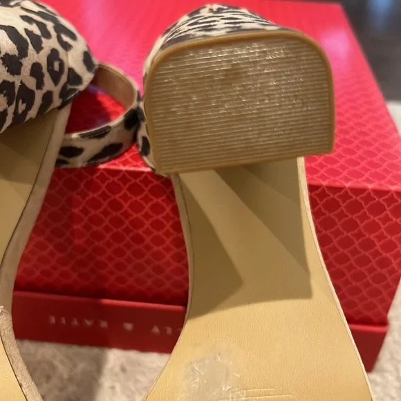 New York and Company Ankle Strap Heel - Picture 6 of 9